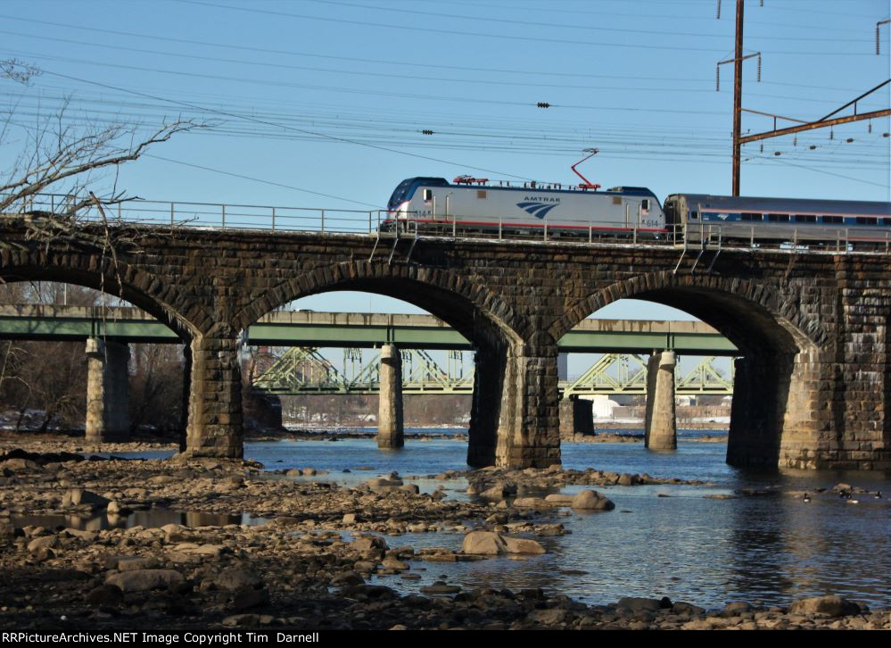 AMTK 614 on train 171